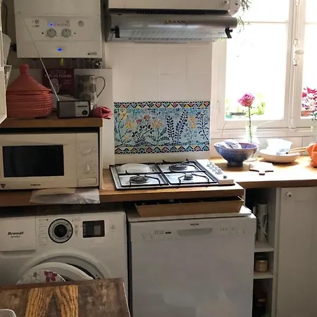 And Practical To Enjoy Close To Montmartre Apartment *
